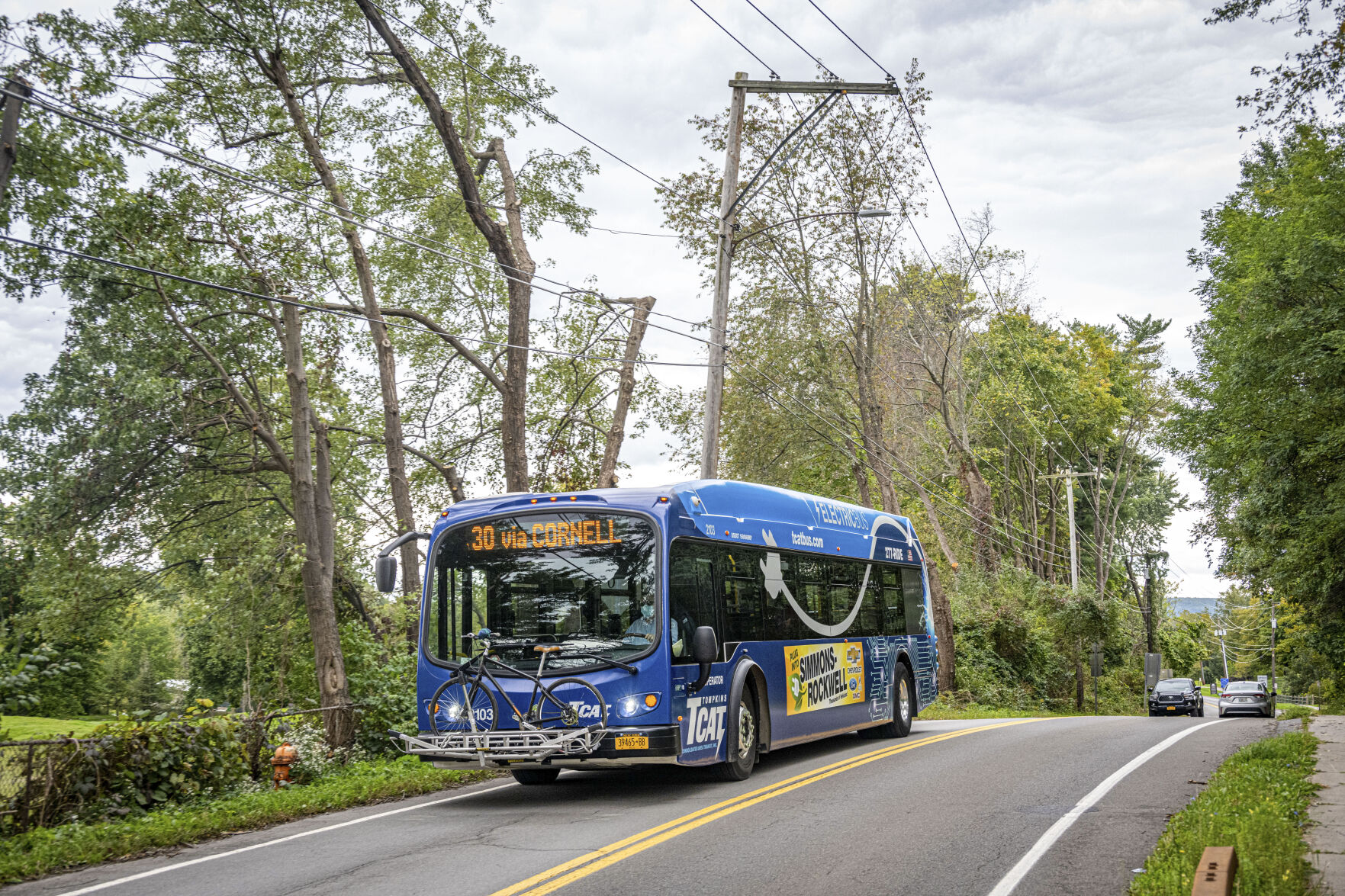 1117_NL_TCAT electric bus.jpg